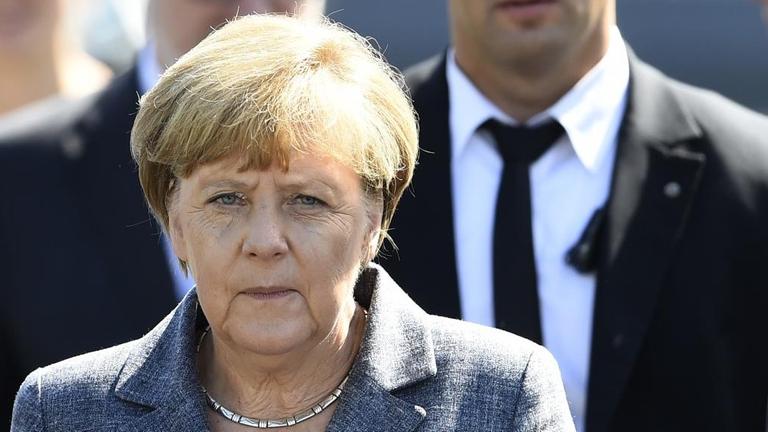 Angela Merkel zu Besuch in Heidenau.