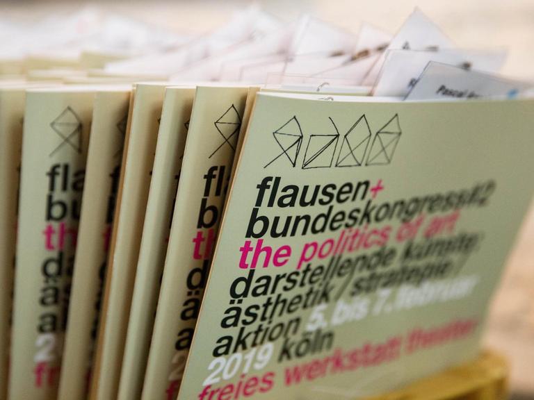 Der "flausen"-Bundeskongress zu "the politics of art", der am Freien Werkstatt Theater Köln vom 05. bis 07.02.2019 stattfand