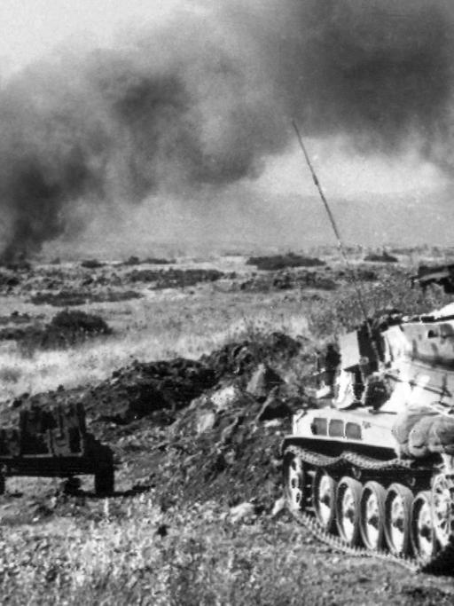 Ein israelischer Panzer im Juni 1967 während des Sechstage-Krieg auf den Golanhöhen.