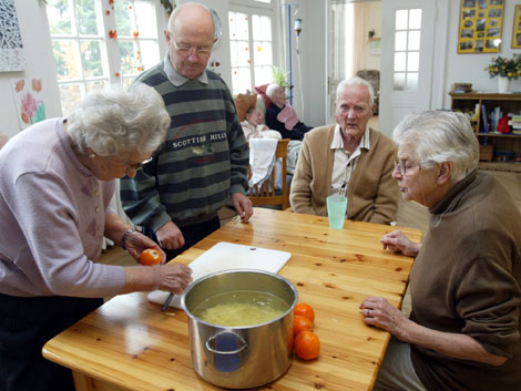 Wohngemeinschaft für demenzkranke Senioren