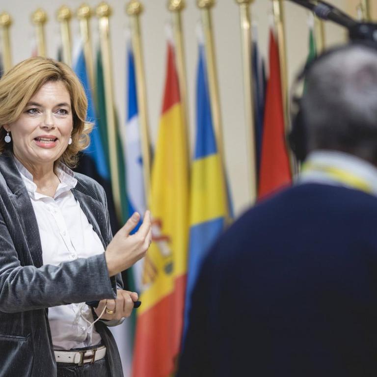 Bundeslandwirtschaftsministerin Julia Klöckner am 20.10.2020 im Rahmen EU-Agrarrats in Luxemburg