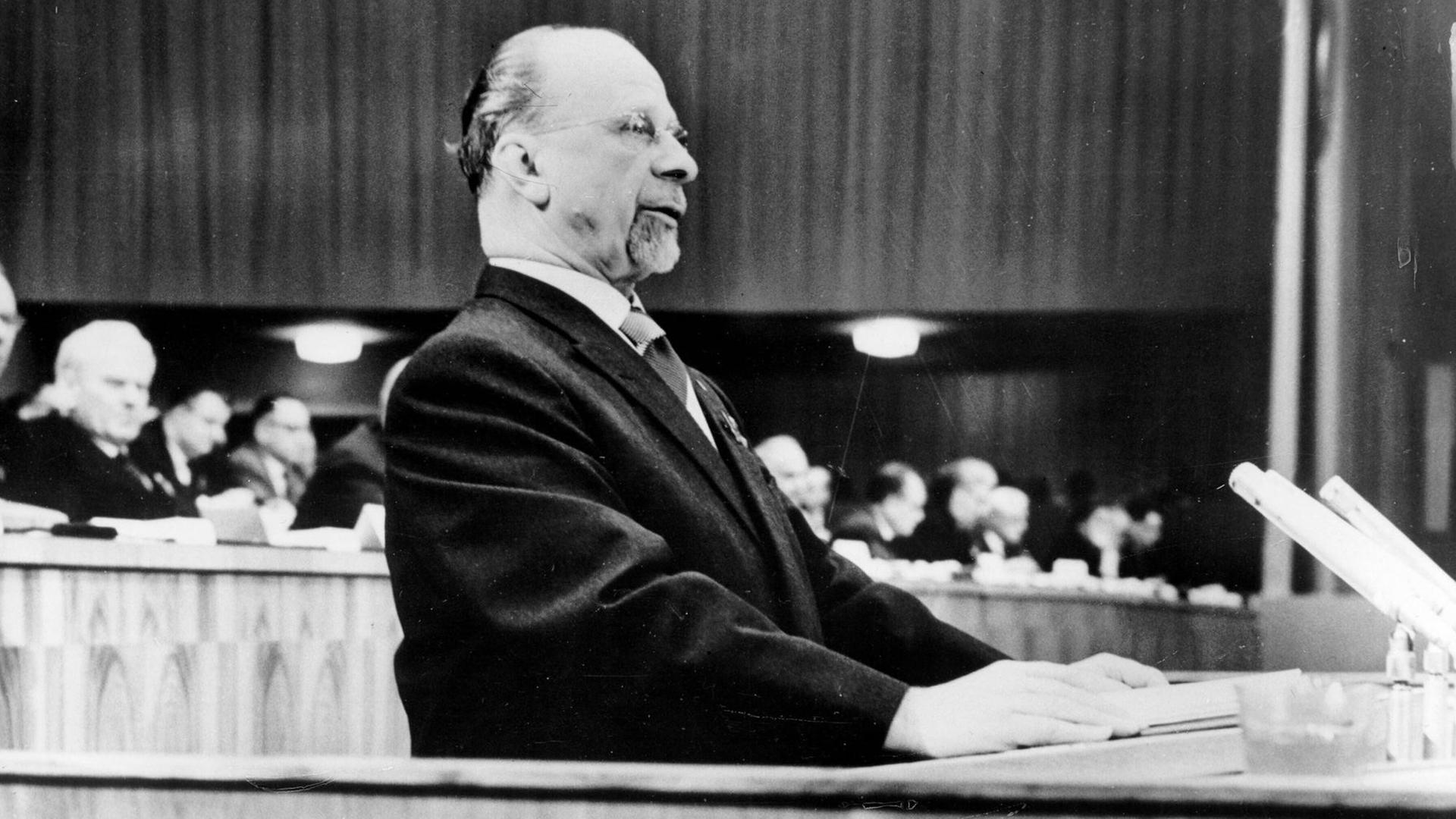 Walter Ulbricht in Berlin beim 6. Parteitag der SED am 21.1.1963, damals erster Sekretär des ZK.