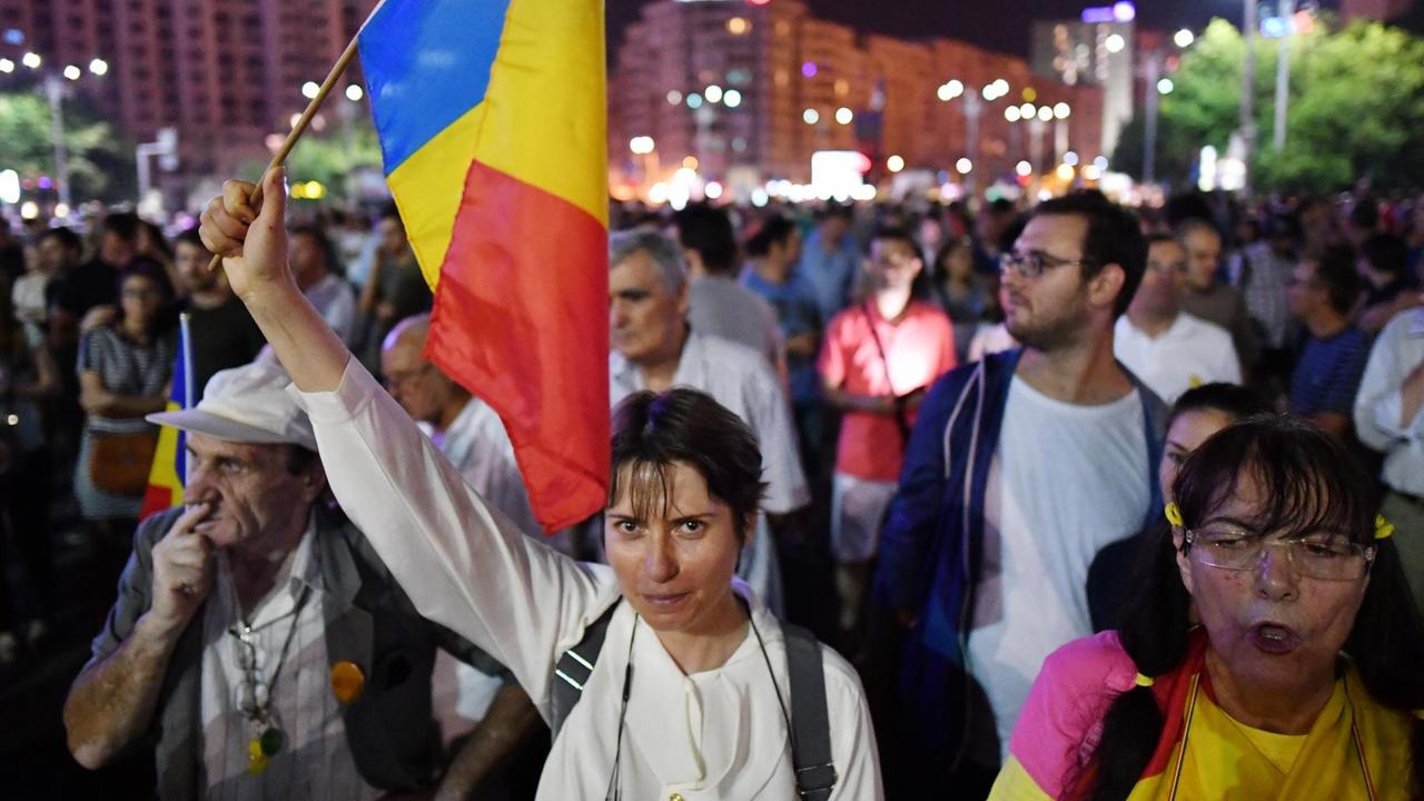 Protest für eine unabhängige Justiz am 27. August 2017 in der rumänischen Hauptstadt Bukarest. 