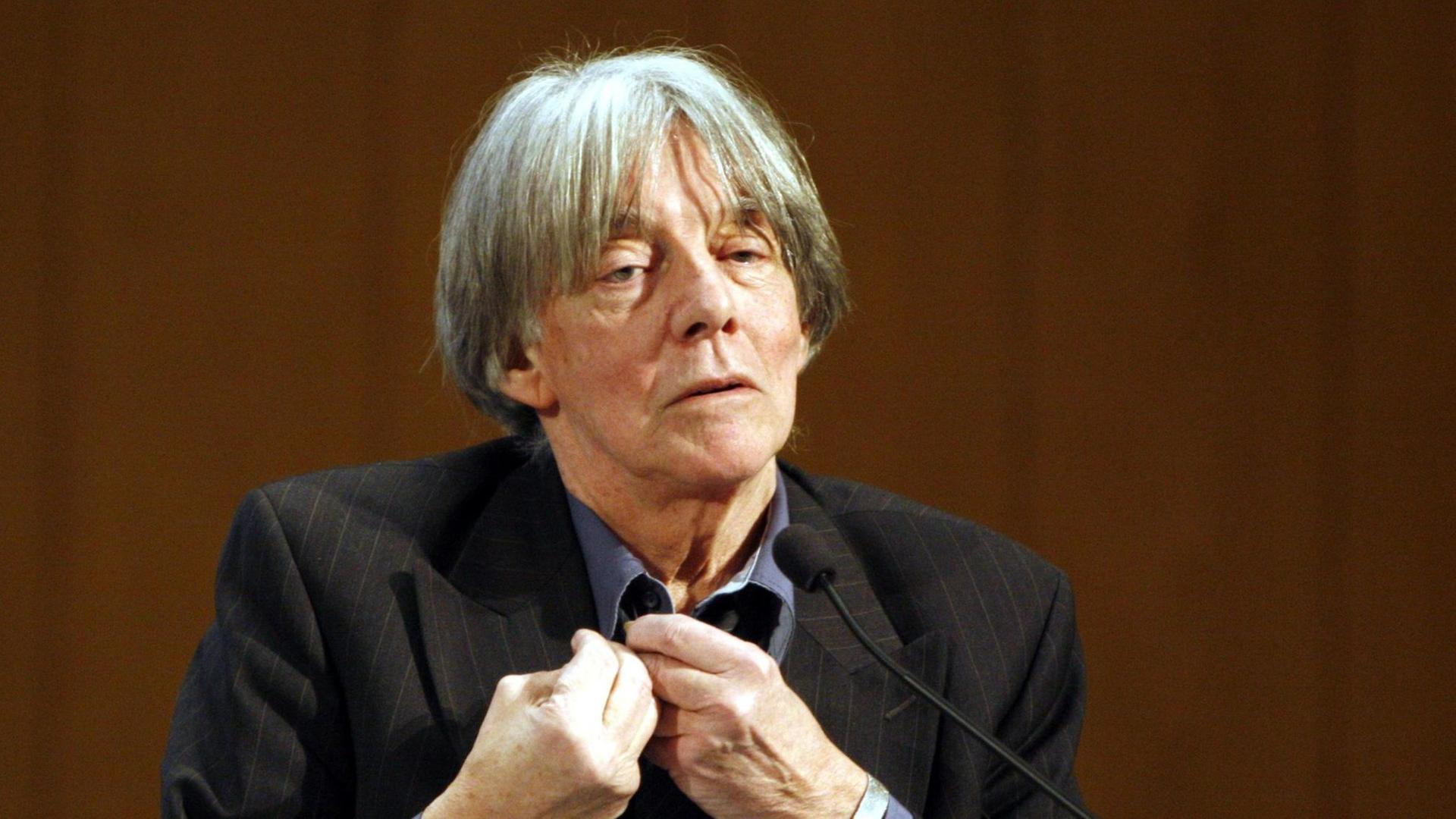 Der französische Schriftsteller und Philosoph André Glucksmann, aufgenommen am 08.01.2008 bei einer Rede zur Eröffnung des Dahlem Humanties Center der Freien Universität Berlin.