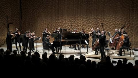 Das Ensemble Resonanz am 28.01.2020 im Kleinen Saal der Elbphilharmonie - „resonanzen drei - Zungen“