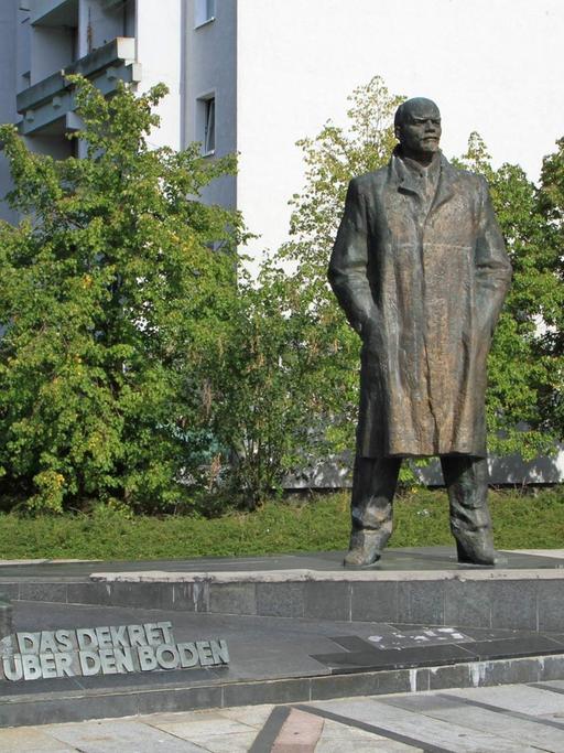 Das Lenin-Denkmal am Großen Dreesch in Schwerin