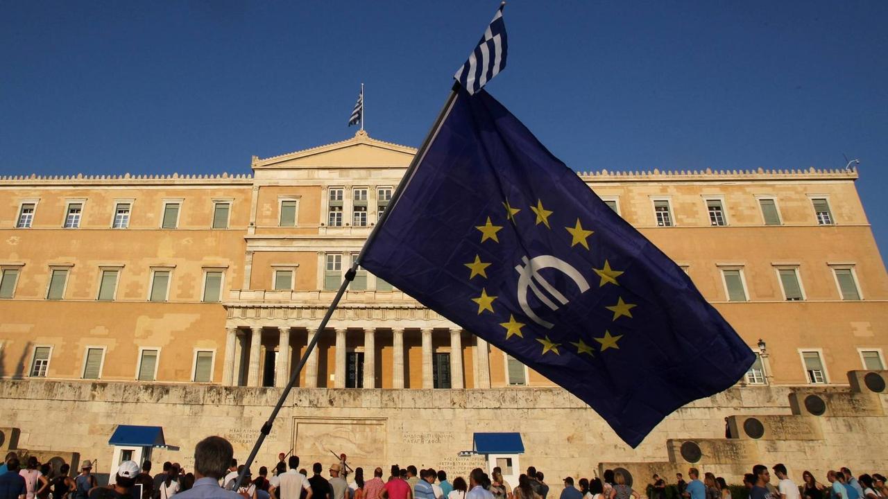 Demonstration vor dem griechischen Parlament im Juli 2015