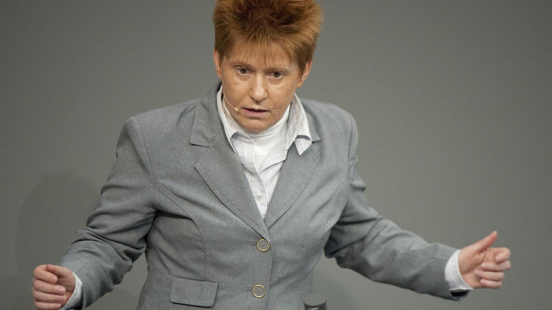 Petra Pau (Die Linke), Vizepräsidentin des Deutschen Bundestages