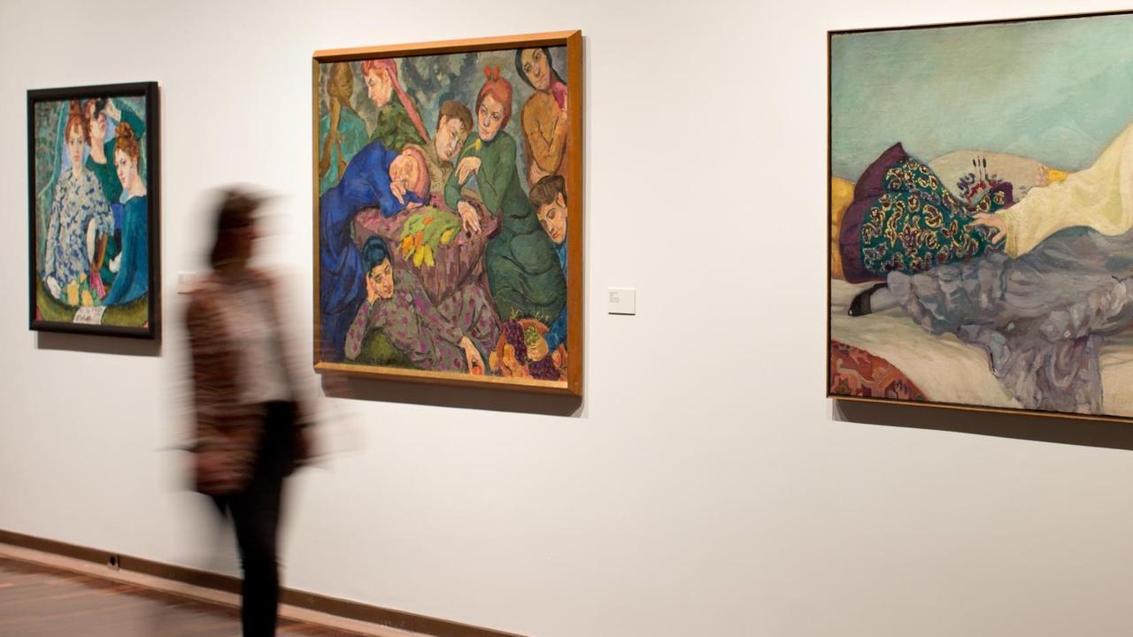 Die Bilder «In der Loge» und «Träume» von Helene Funke sowie «Die Schwester im Atelier» von Jeanne Mammen sind in einer Ausstellung zu sehen