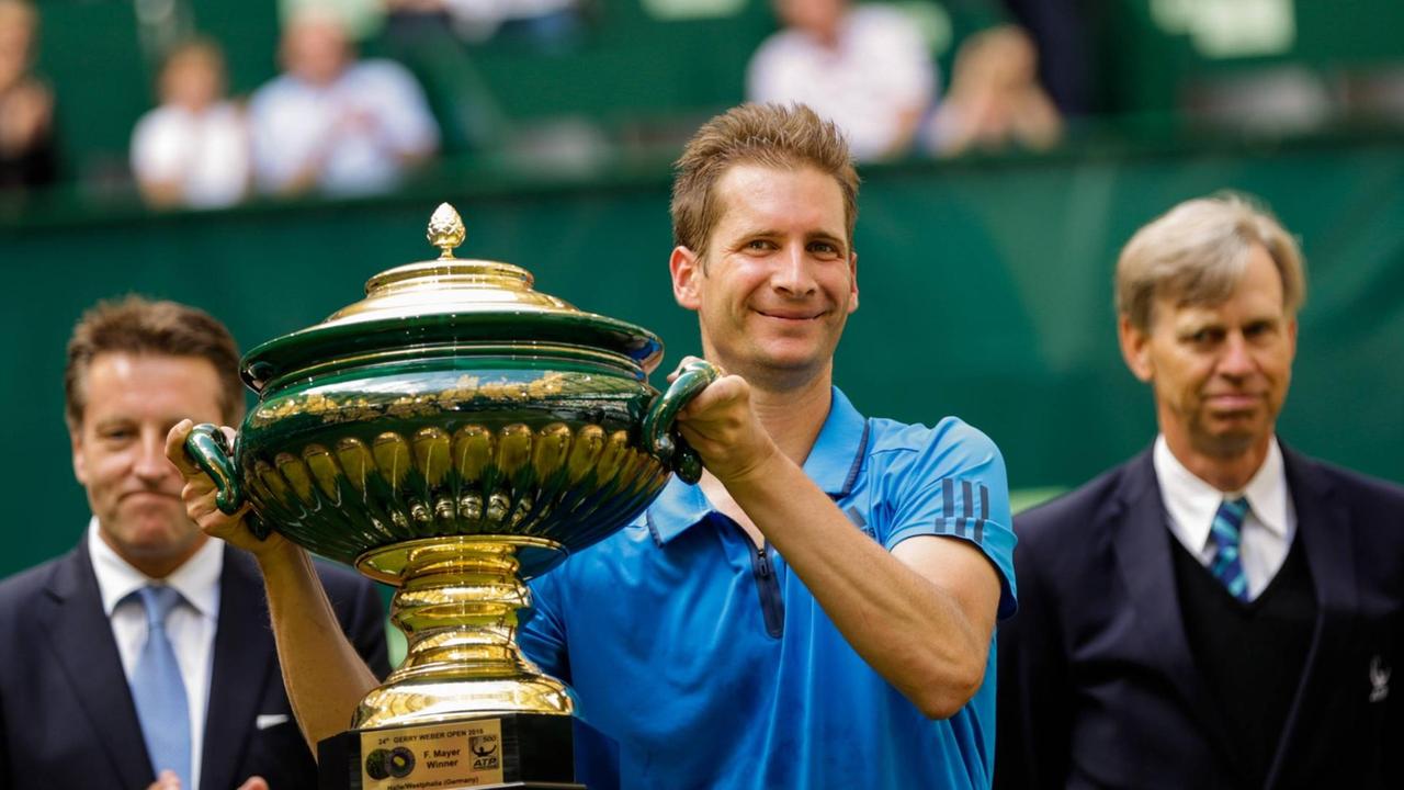 Florian Mayer gewinnt das ATP-Tennisturnier in Halle.