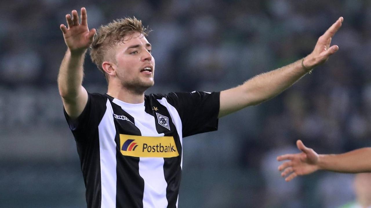 Gladbachs Spieler Christoph Kramer im Trikot auf dem Platz (Archivfoto)