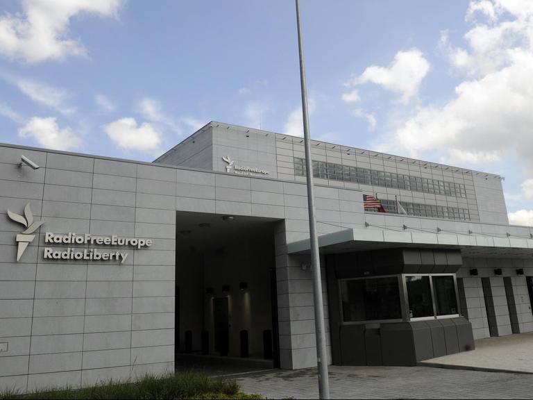 Das Gebäude von Radio Free Europe/Radio Liberty in der tschechischen Hauptstadt Prag kurz nach der offiziellen Eröffnung des Senders am 12.05.2009.