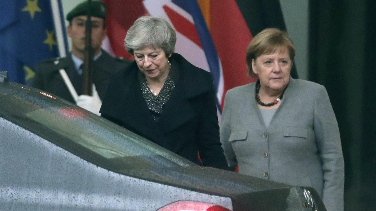 Merkel und May