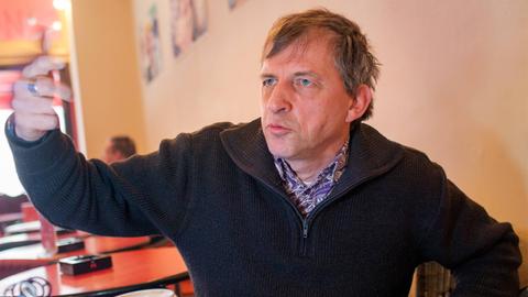 Der Musiker und Autor Wolfgang Müller, Mitglied der Band "Die tödliche Doris"