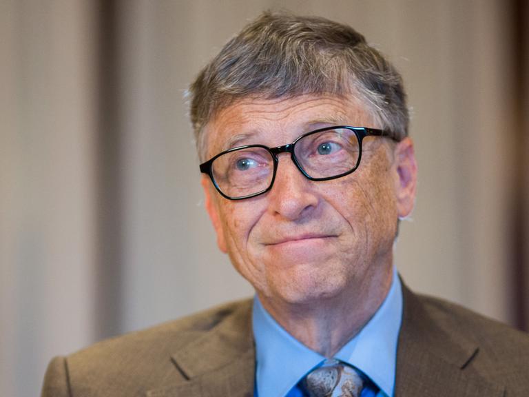 Bill Gates, Vorsitzender der weltweit größten privaten Stiftung, aufgenommen am 11.11.2014 in Berlin während eines Interviews.
