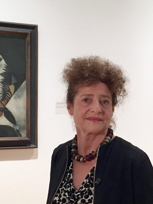 Meret Meyer, die Enkelin von Marc Chagall, besucht die Ausstellung "Chagall - Die Jahre des Durchbruchs 1911-1919" in Basel.