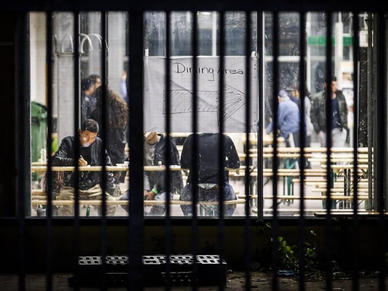 Flüchtlinge in einem Heim