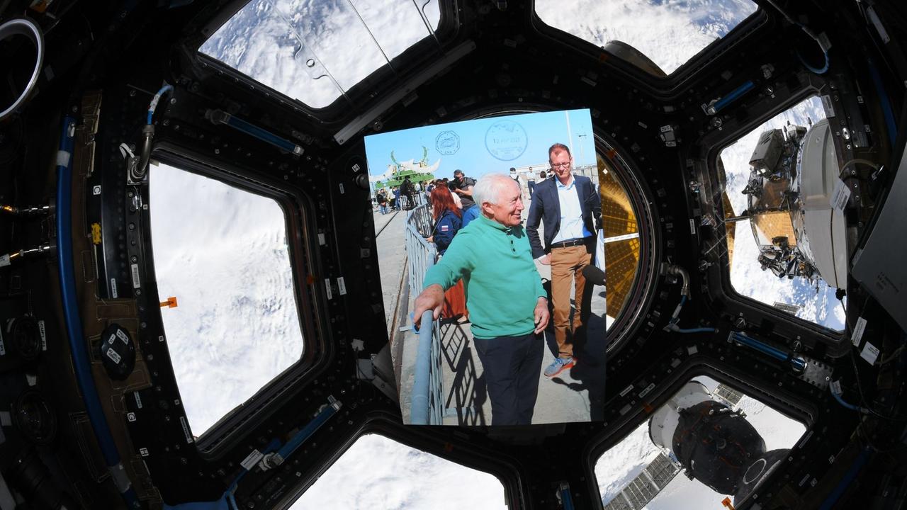Himmlische Ehrung: Sigmund Jähn war – in Form eines Fotos – als vierter Deutscher auf der Internationalen Raumstation, mehr als 42 Jahre nach seiner Weltraummission