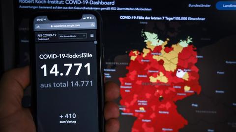 Coronavirus in Deutschland - Covid-19-Dashboard des Robert Koch-Institut 25.11.2020: Robert Koch-Institut: COVID-19-Todesfälle 14.771. Zugang um 410 gegenüber dem Vortag. *** Coronavirus in Germany Covid 19 Dashboard of the Robert Koch Institute 25 11 2020 Robert Koch Institute COVID 19 deaths 14 771 Access by 410 compared to the previous day