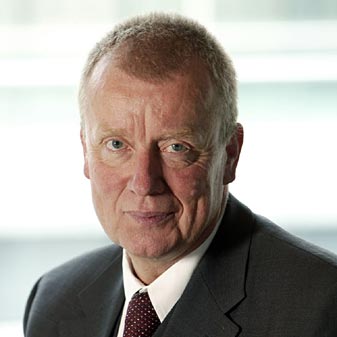 Ruprecht Polenz (CDU) ist Vorsitzender des Auswärtigen Ausschusses des Deutschen Bundestages, dem er seit 1994 angehört.