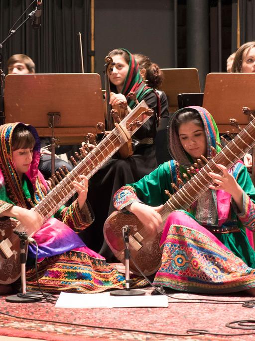 Das afghanische Frauenorchester "Zohra" in der Berliner Gedächtniskirche