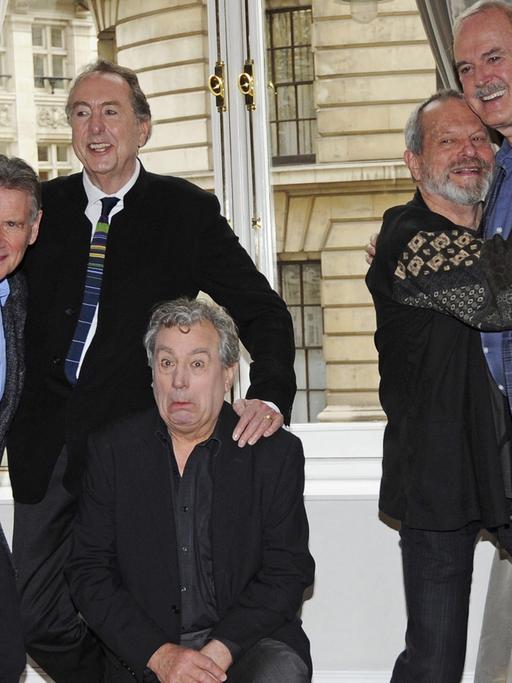 Mitglieder von Monty Python: John Cleese, Terry Gilliam, Terry Jones, Eric Idle und Michael Palin (von links)