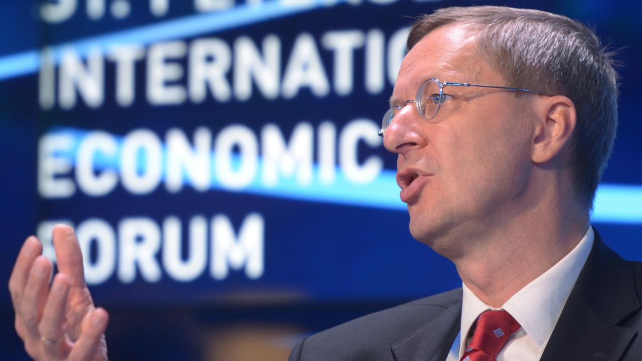 Michael Harms, Vorstandsvorsitzender der Deutsch-Russischen Auslandshandelskammer in Moskau, spricht bei einem Treffen 