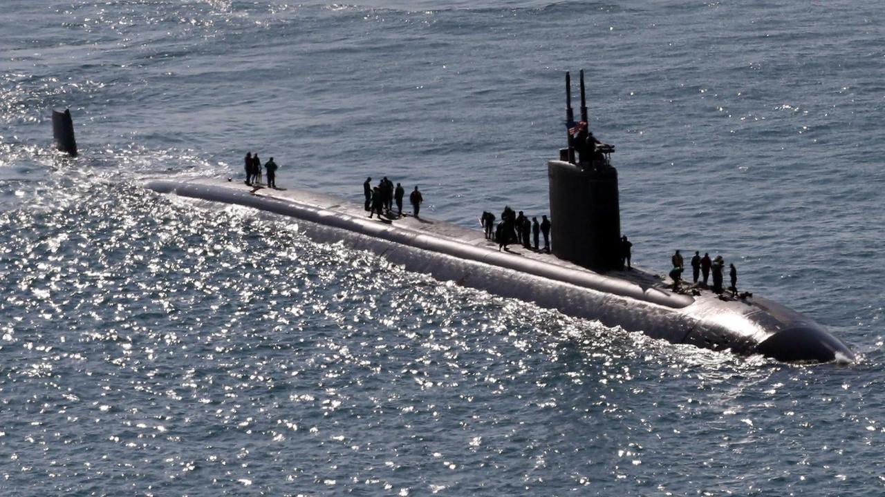 Das Atom-U-Boot USS Columbus bei einer Militärübung mit Südkorea.