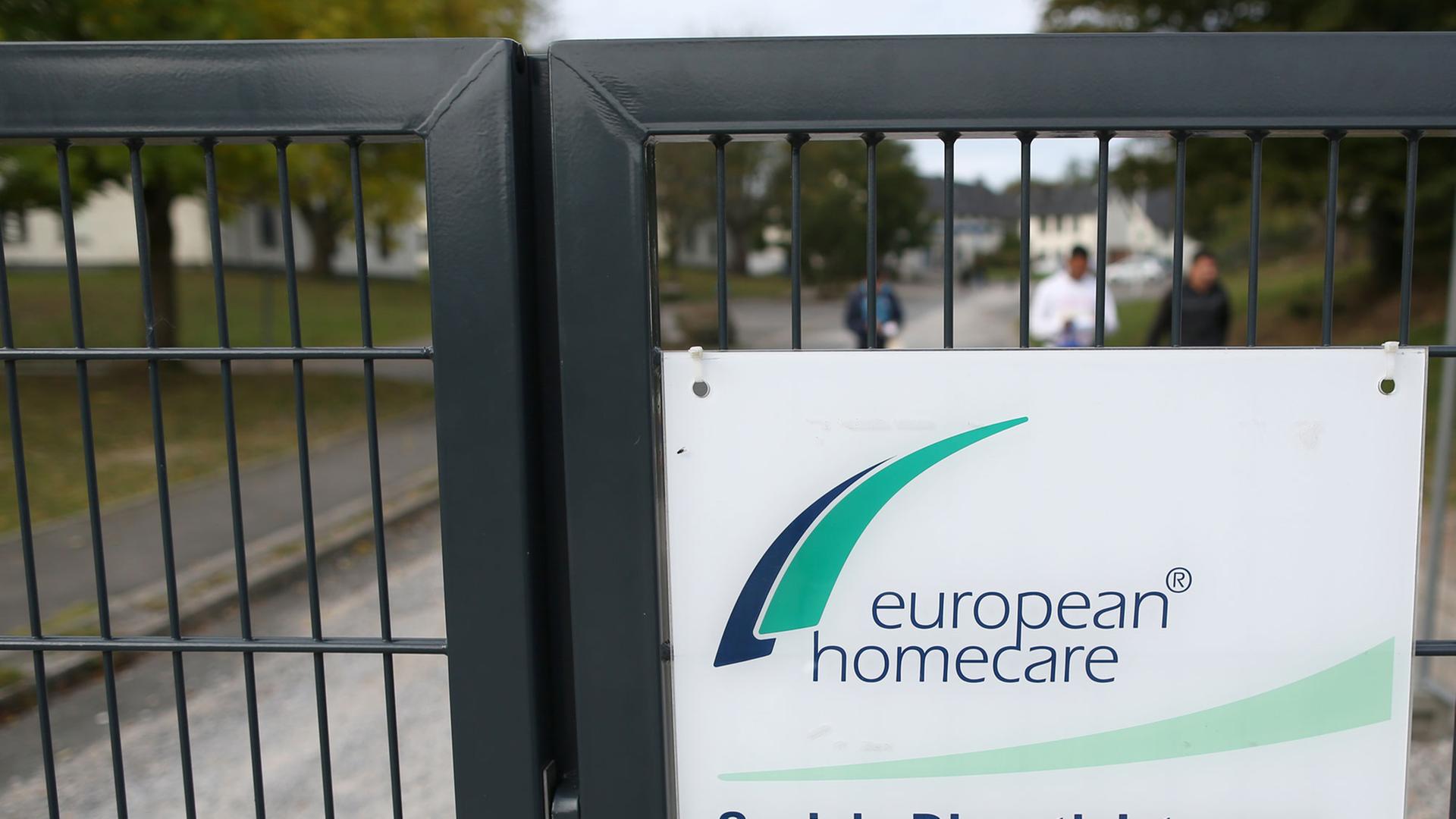 Eingang zur Flüchtlingsunterkunft in Burbach (Nordrhein-Westfalen) Eingang zur Flüchtlingsunterkunft in Burbach (Nordrhein-Westfalen)