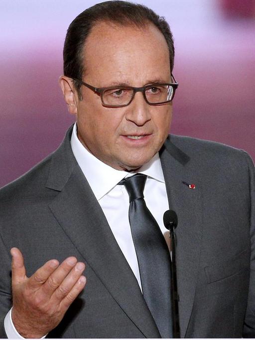 Frankreichs Präsident François Hollande spricht während einer Pressekonferenz im Pariser Elysee Palast