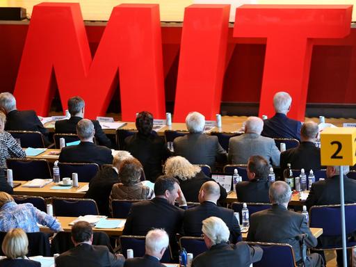 Delegierte der Mittelstandsvereinigung der Union (MIT) bei einer Tagung.