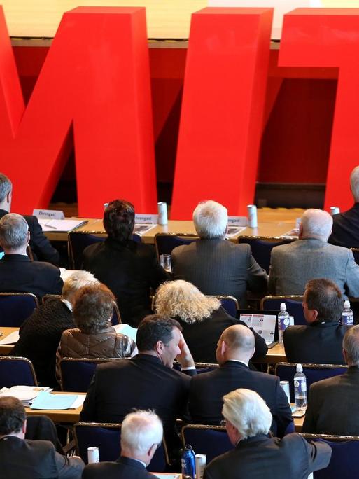 Delegierte der Mittelstandsvereinigung der Union (MIT) bei einer Tagung.