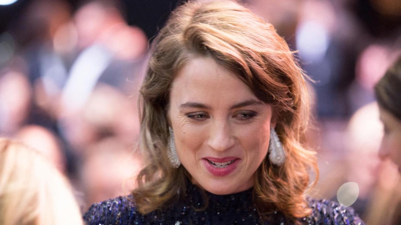 45. César-Verleihung in der Salle Pleyel in Paris: Die Schauspielerin Adele Haenel verlässt den Saal.