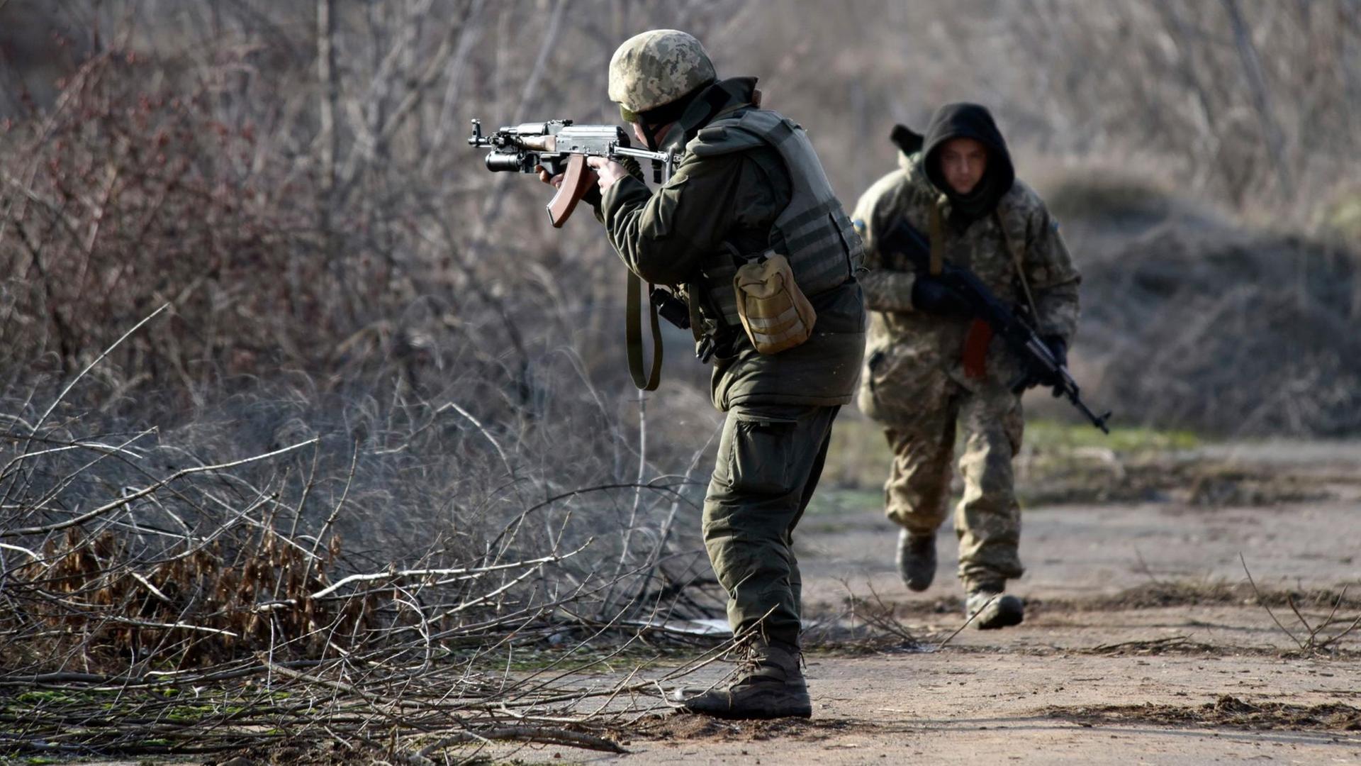 ukraine-krieg-kiew-meldet-weitere-gel-ndegewinne-gegen-russische