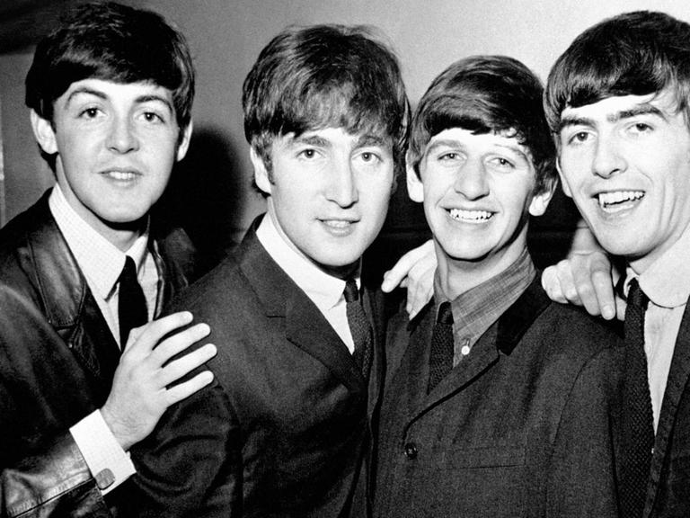 Die Beatles mit (von links nach rechts) Paul McCartney, John Lennon, Ringo Starr and George Harrison.