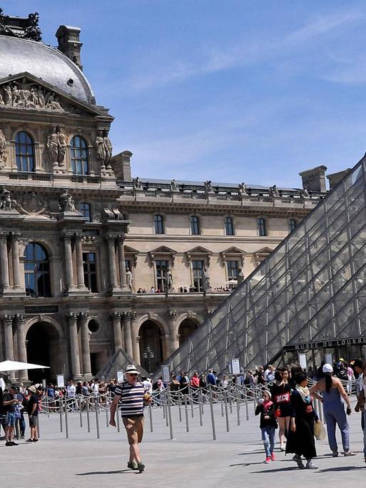 Der Louvre in Paris.