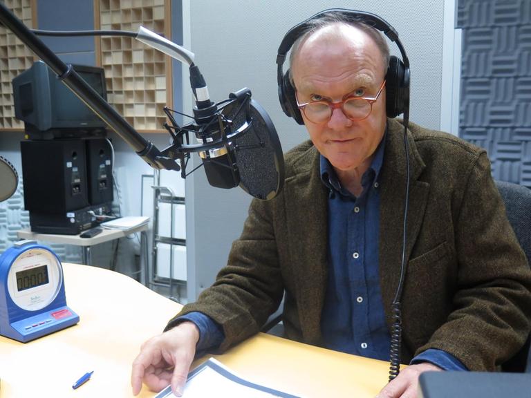 Der österreichische Autor Michael Köhlmeier im DLF-Studio.