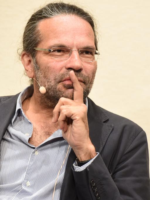 Der Philosophie-Professor Robert Pfaller bei einer Diskussion im Juni 2016 auf dem internationalen Philosophie-Festival der phil.cologne in Köln