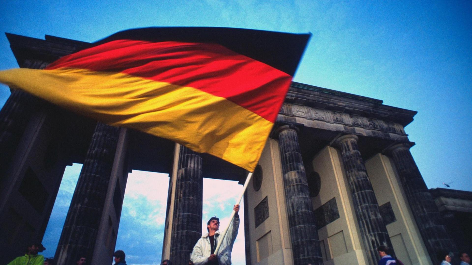 Fest der Einheit am 2./3.10.1990 am Brandenburger Tor in Berlin Fest der Einheit am 2./3.10.1990 am Brandenburger Tor in Berlin
