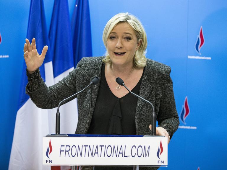 Marine Le Pen, Parteichefin des Front National