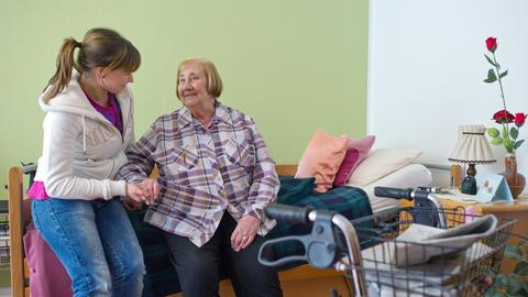 Die erste Stufe der Pflegereform ist auf den Weg gebracht