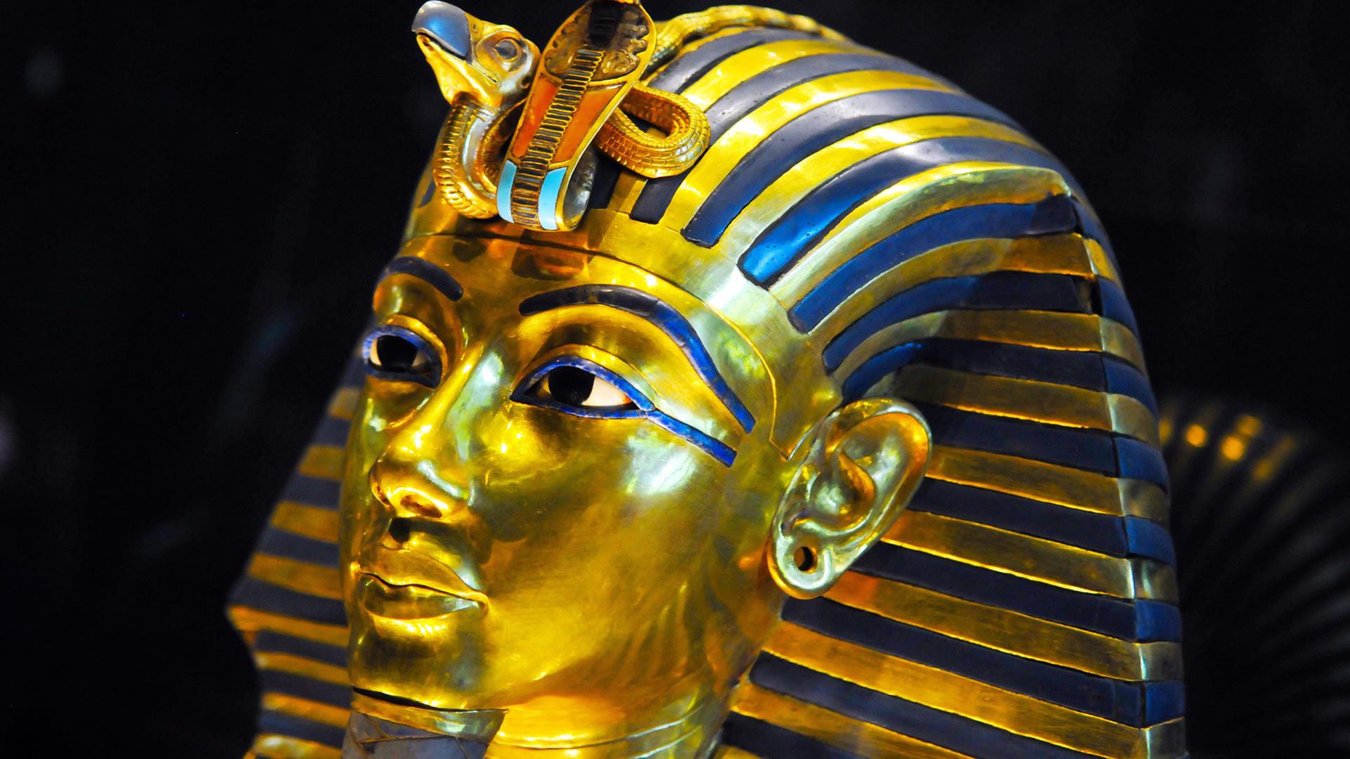 Die Totenmaske des Tutanchamun im ägyptischen Museum in Kairo