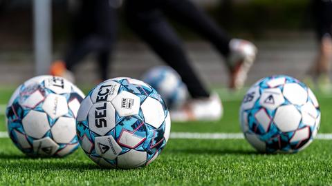 Die SPielergewerkschaft Fifpro will Betroffenen von sexuellen Übergriffen helfen.