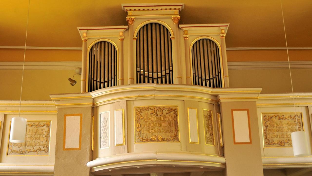 Orgel in der Barockkirche in Meseberg, Brandenburg
