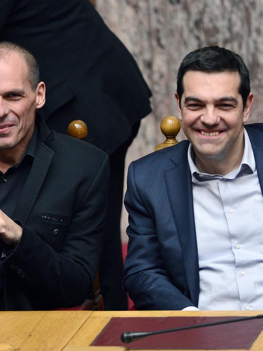 Der griechische Finanzminister Yanis Varoufakis (links) und der Ministerpräsident Alexis Tsipras.