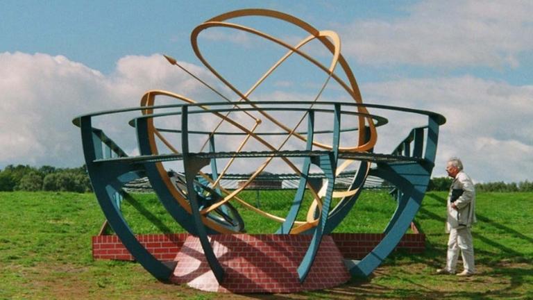 Modell der Sonnenganguhr im Hamburger Stadtpark