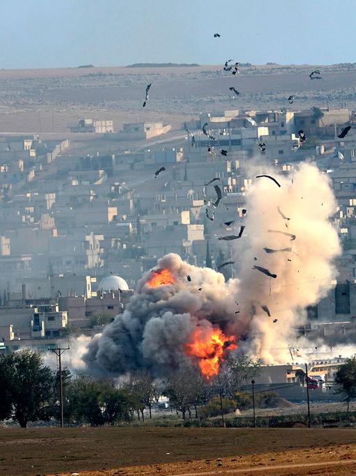 Eine Explosion in Kobane nach einem US-geführten Luftangriff.