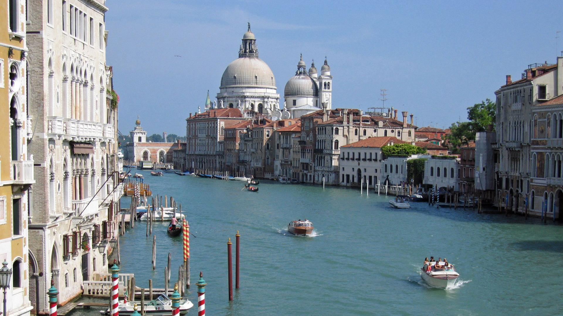 Der Canale Grande in Venedig, Italien