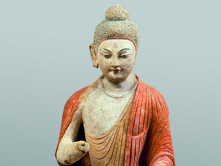 Sitzender Buddha, China 7./8. Jhd.