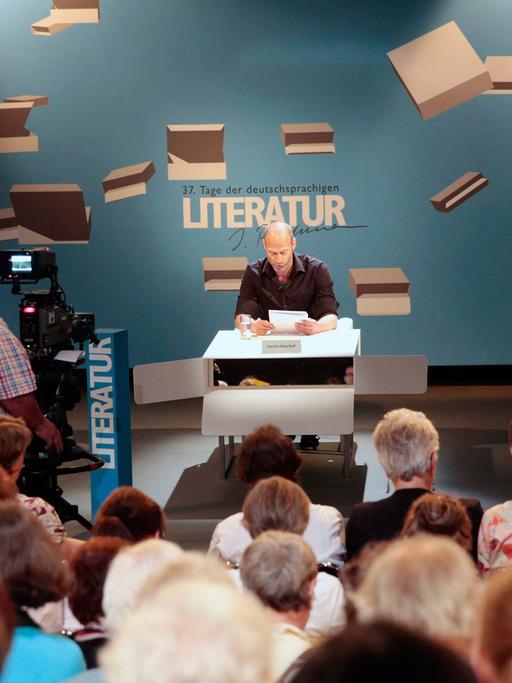 Joachim Meyerhof liest bei dem Ingeborg-Bachmann-Preis in Klagenfurt